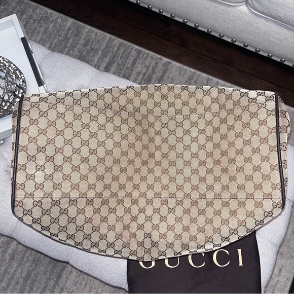 GUCCI GG Web Supreme Monogram Large Duffle - Picture 6 of 10
